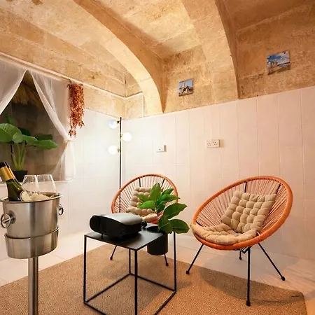 Charming Stone Retreat Walk In Valletta Il-Furjana