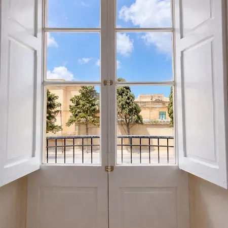 Charming Stone Retreat Walk In Valletta * Il-Furjana